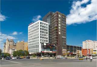 C型连续式升降机价格